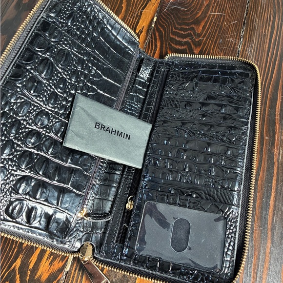 Brahmin Black Croc Embossed Skyler Travel Wallet - Picture 2 of 2